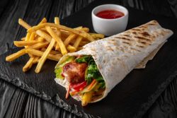 Тортила с телешко и чедър /Tortilla with beef and cheddar 350гр